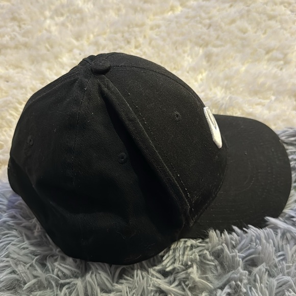 Quick Silver Black SnapBack Hat - Picture 2 of 3